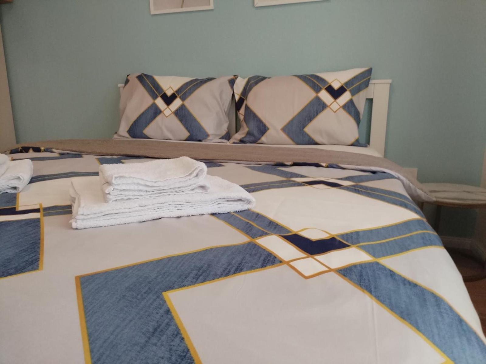 Apartment Centrum - Free Private Parking Νόβι Σαντ Εξωτερικό φωτογραφία