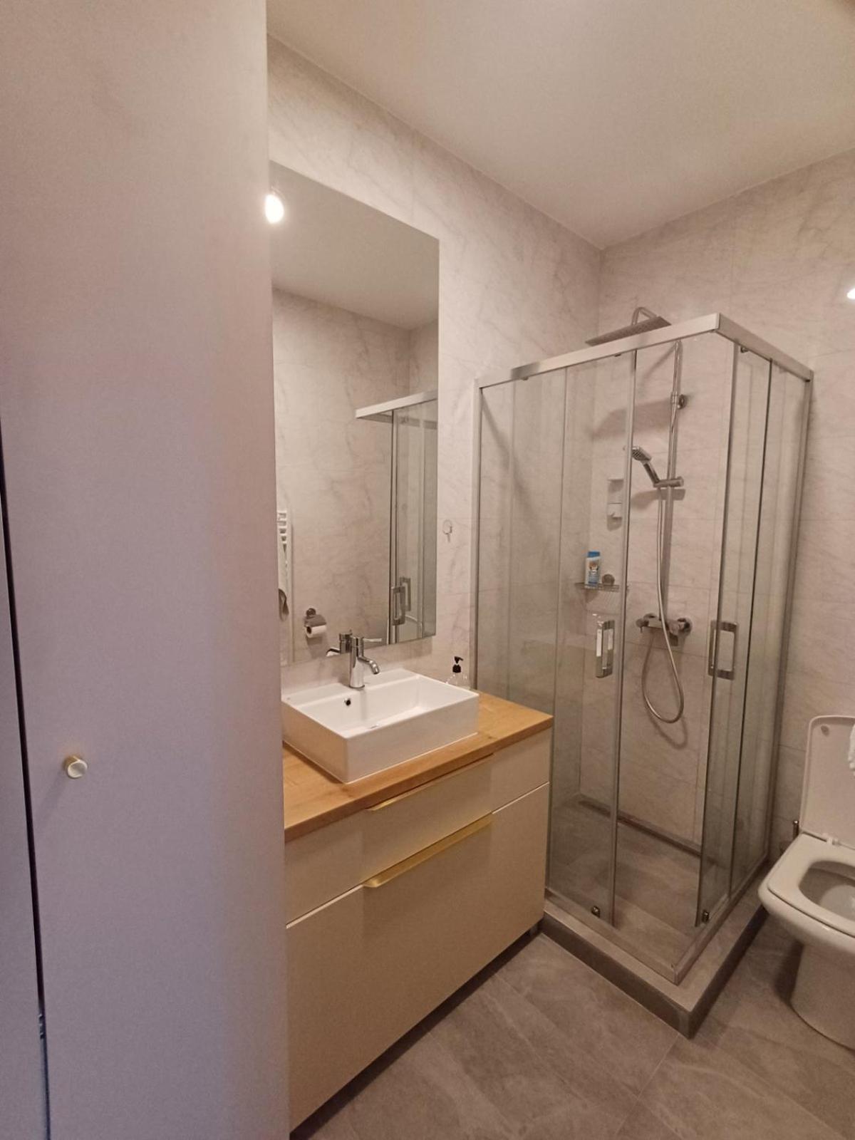 Apartment Centrum - Free Private Parking Νόβι Σαντ Εξωτερικό φωτογραφία